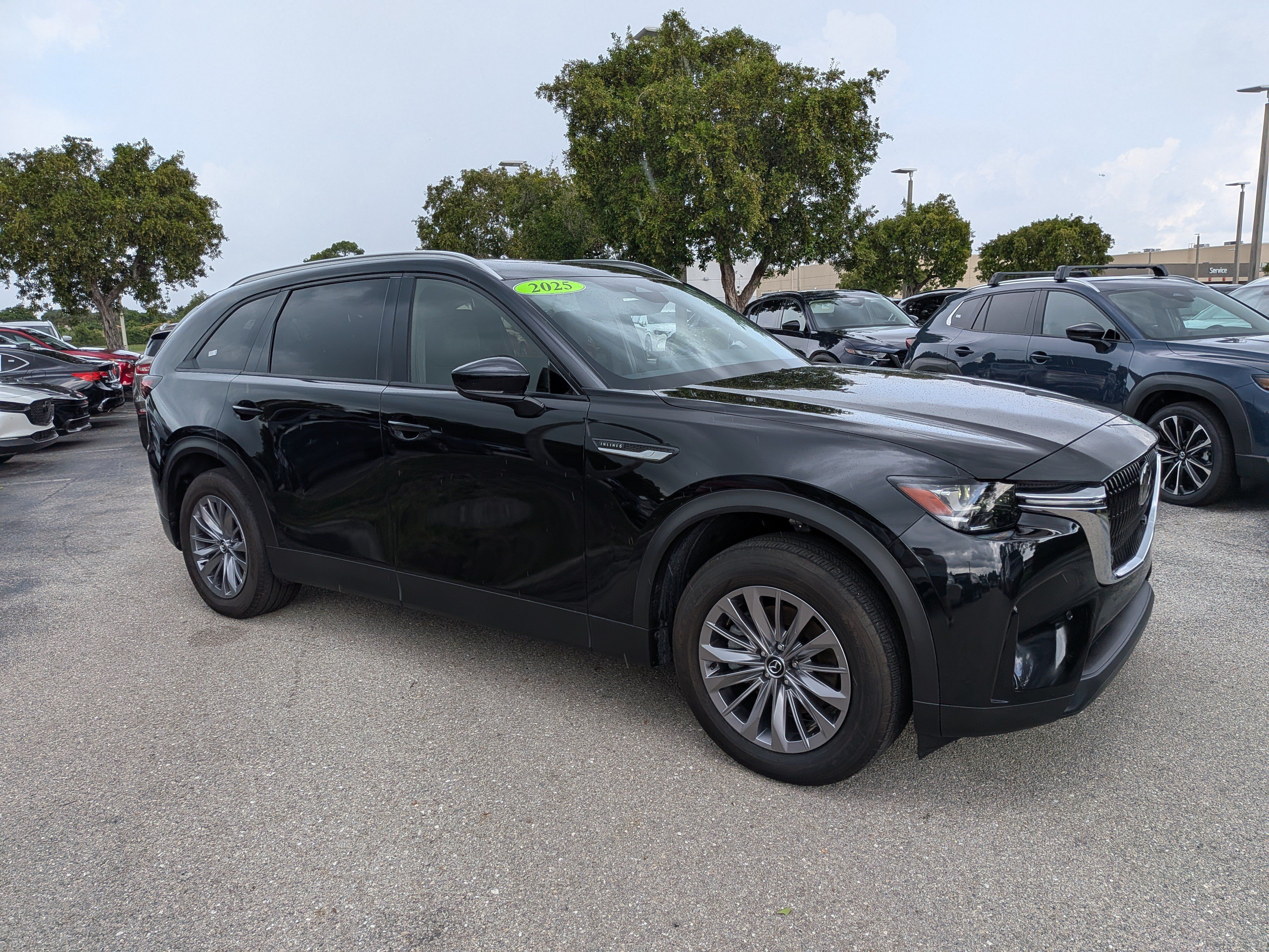 Certified 2025 MAZDA CX-90 3.3 Turbo w/ Preferred Package AWD/4WD image 2