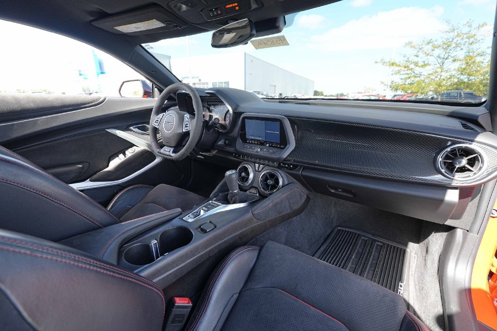 Used 2019 Chevrolet Camaro ZL1 RWD image 29