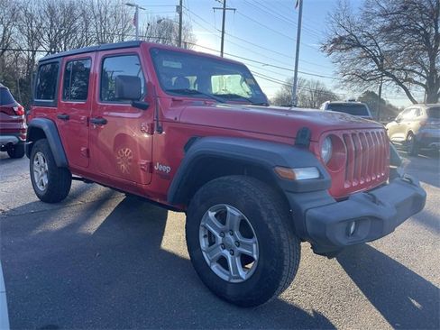 Used 2018 Jeep Wrangler Unlimited Sport image 1