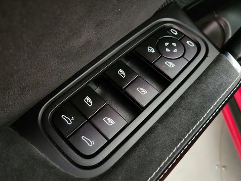 Used 2023 Porsche Cayenne GTS AWD/4WD image 22