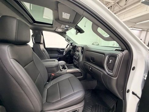 Certified 2022 Chevrolet Silverado 1500 LTZ w/ LTZ Premium Package image 32