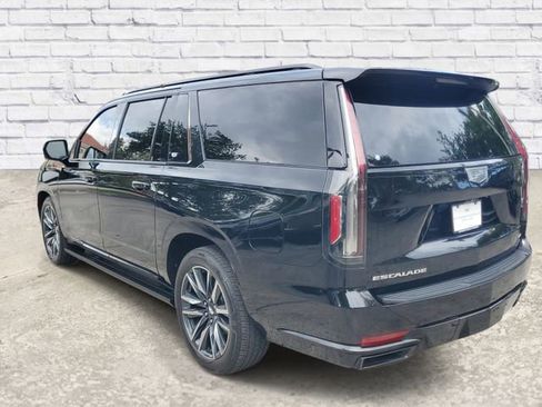 Used 2021 Cadillac Escalade ESV Sport Platinum RWD image 2
