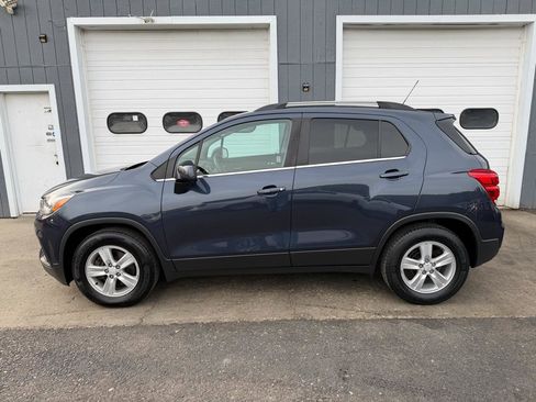 Used 2018 Chevrolet Trax LT image 7