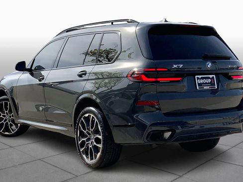 Used 2024 BMW X7 xDrive40i w/ M Sport Package image 12