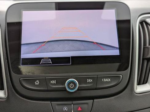 Used 2024 Chevrolet Malibu LT FWD image 30