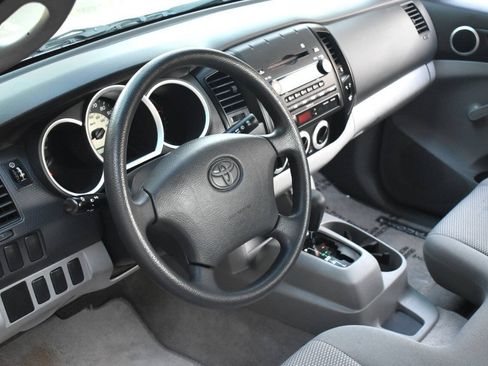 Used 2005 Toyota Tacoma 2WD Regular Cab image 36
