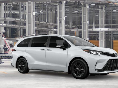 New 2026 Toyota Sienna XSE image 17