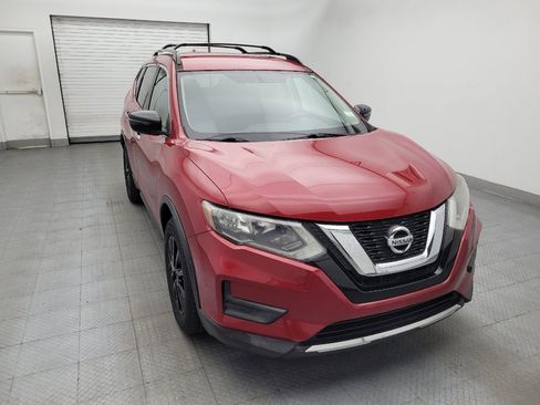 Used 2017 Nissan Rogue SV w/ Midnight Edition Package FWD image 14