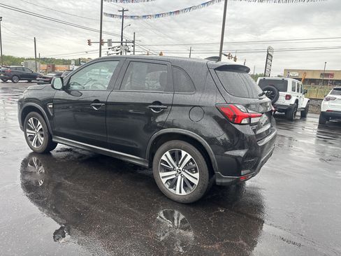 Used 2025 Mitsubishi Outlander Sport ES AWD/4WD image 6