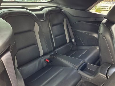 Used 2019 Chevrolet Camaro SS RWD image 14
