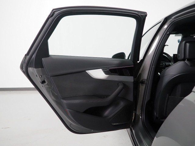 Used 2023 Audi A4 2.0T Prestige quattro S-Line w/ Prestige Package AWD/4WD image 51