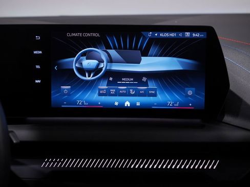 Used 2026 BMW 228i w/ M Sport Package image 13