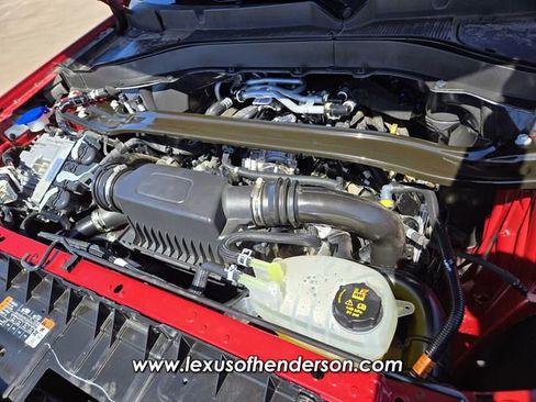 Used 2025 Ford Explorer ST AWD/4WD image 21