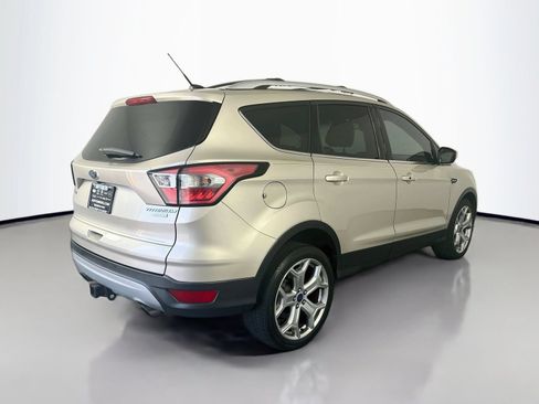 Used 2017 Ford Escape Titanium FWD image 7