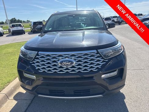 Used 2020 Ford Explorer Platinum w/ Premium Technology Package AWD/4WD image 2