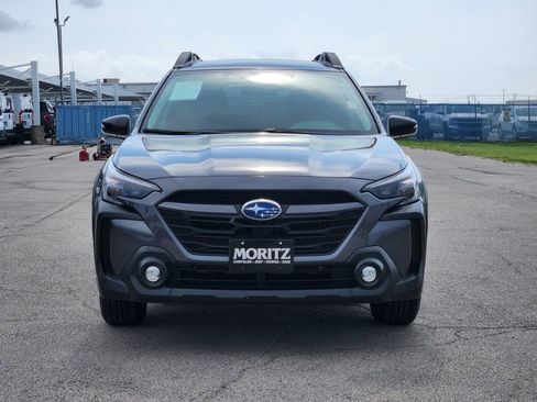 Used 2025 Subaru Outback Premium w/ Popular Package #1 AWD/4WD image 2