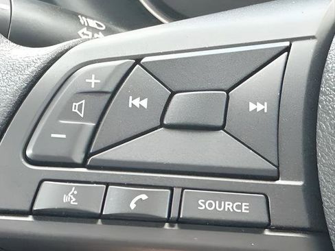 Certified 2025 Nissan Kicks Play S FWD image 26