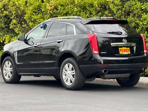 Used 2016 Cadillac SRX Luxury w/ Driver Awareness Package FWD image 6