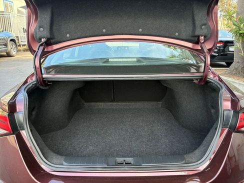 Used 2025 Nissan Sentra SV image 29