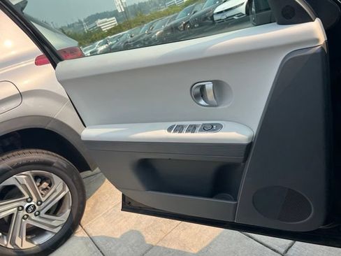 Certified 2023 Hyundai Ioniq 5 SE RWD image 15