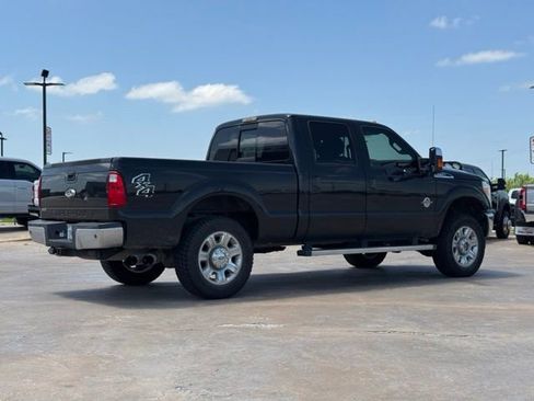 Used 2015 Ford F250 Lariat w/ Chrome Package AWD/4WD image 2