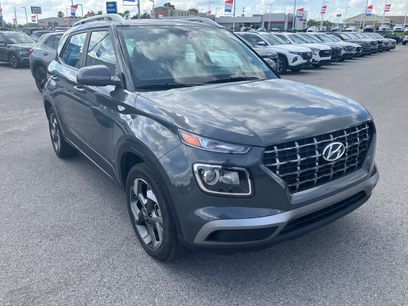 Used 2025 Hyundai Venue SEL