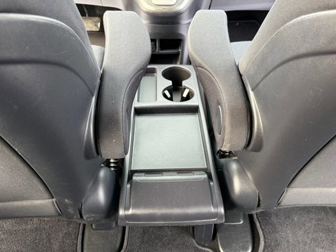 Used 2010 Honda CR-V LX image 18