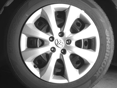 Used 2025 Toyota Corolla LE image 12