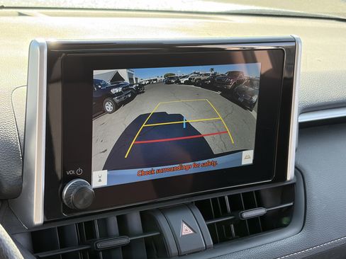 Certified 2025 Toyota RAV4 LE AWD/4WD image 7