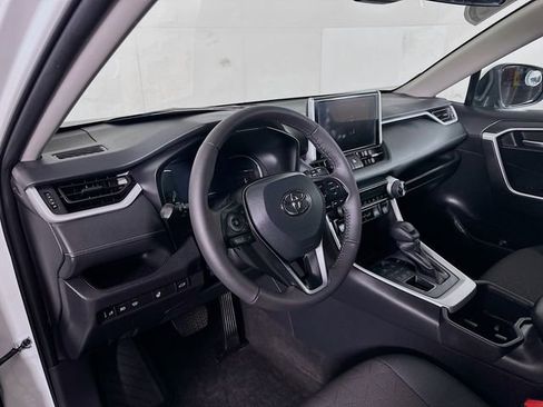 Certified 2023 Toyota RAV4 XLE image 9