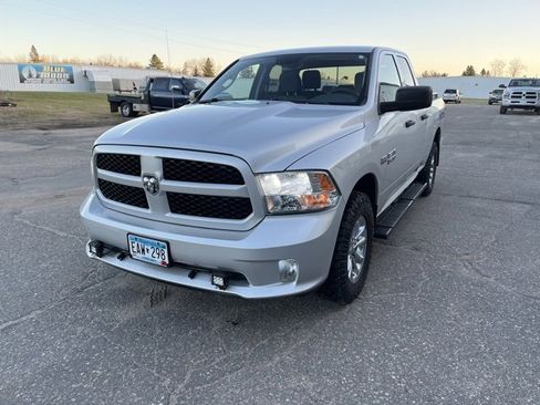 Used 2015 RAM 1500 Express image 3