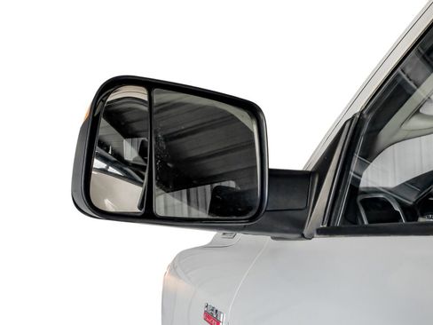 Used 2020 RAM 2500 Big Horn image 39