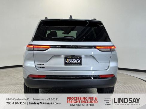 New 2025 Jeep Grand Cherokee Altitude AWD/4WD image 5