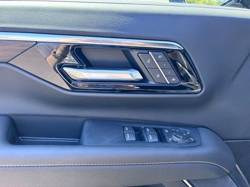 New 2025 Chevrolet Tahoe Premier AWD/4WD image 38