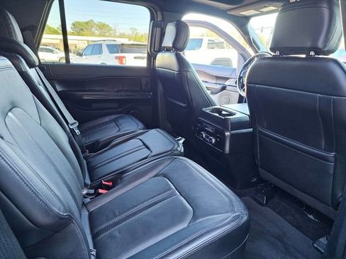 Used 2019 Ford Expedition Limited w/ Equipment Group 302A image 29