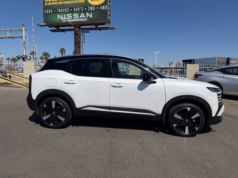 Certified 2025 Nissan Kicks SR AWD/4WD image 7
