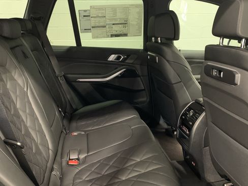 Used 2026 BMW X5 sDrive40i w/ M Sport Package RWD image 27