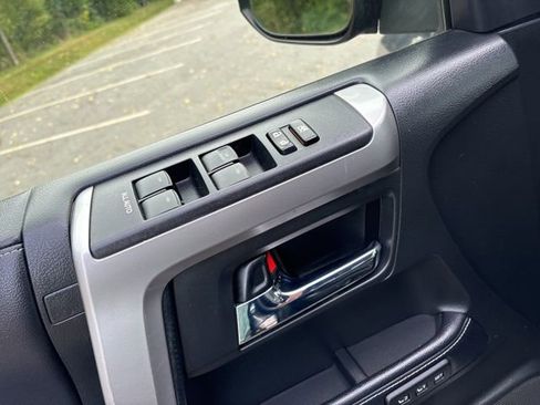 Used 2019 Toyota 4Runner Limited image 41