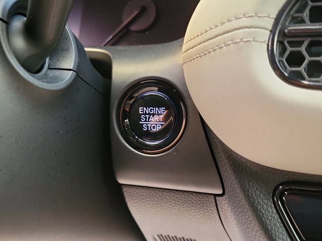 Used 2024 Honda HR-V LX image 19