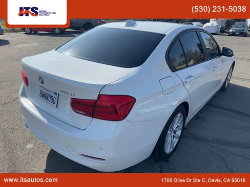 Used 2018 BMW 320i Sedan image 5