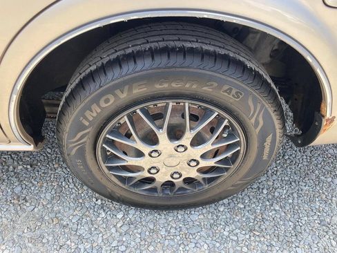 Used 1996 Nissan Maxima SE FWD image 27
