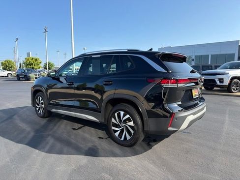 Used 2025 Volkswagen Tiguan S FWD image 5