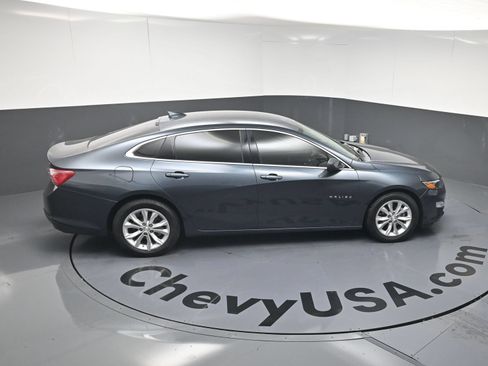Used 2019 Chevrolet Malibu LT FWD image 33