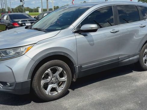Used 2017 Honda CR-V EX image 4