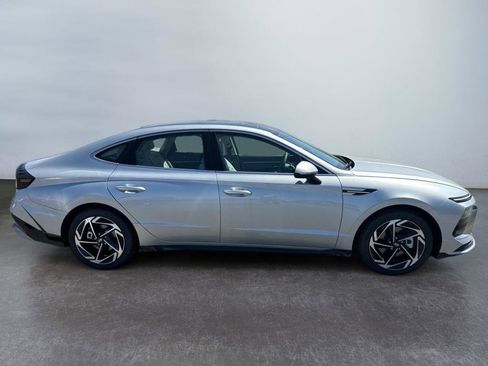 New 2024 Hyundai Sonata SEL w/ Convenience Package image 5