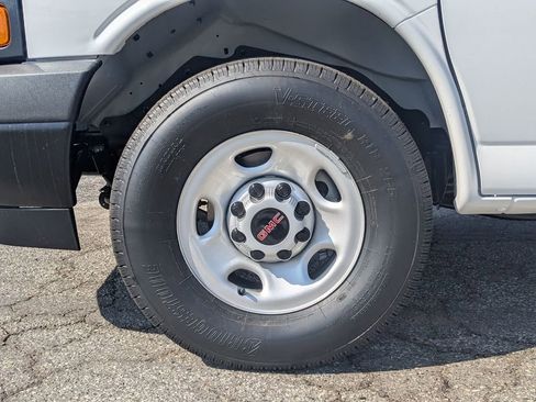 New 2026 GMC Savana 2500 w/ Driver Convenience Package image 11