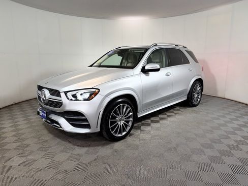 Used 2021 Mercedes-Benz GLE 450 GLE 450 image 3