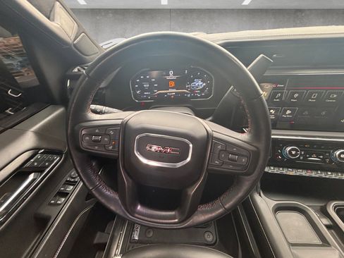 Used 2024 GMC Sierra 2500 AT4X image 21