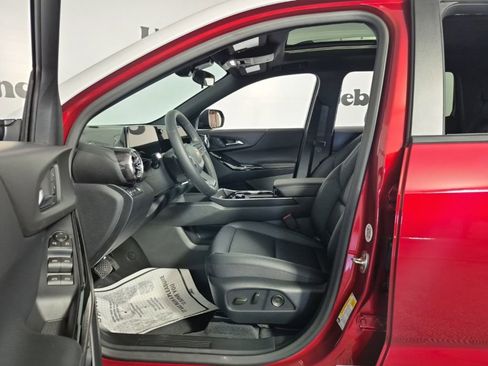 New 2026 Chevrolet Equinox LT w/ Convenience Package II FWD image 14