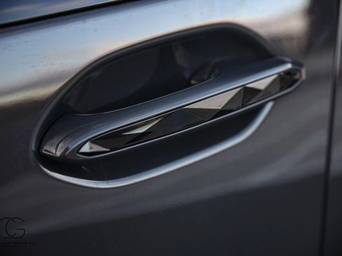 Used 2024 BMW XM image 27